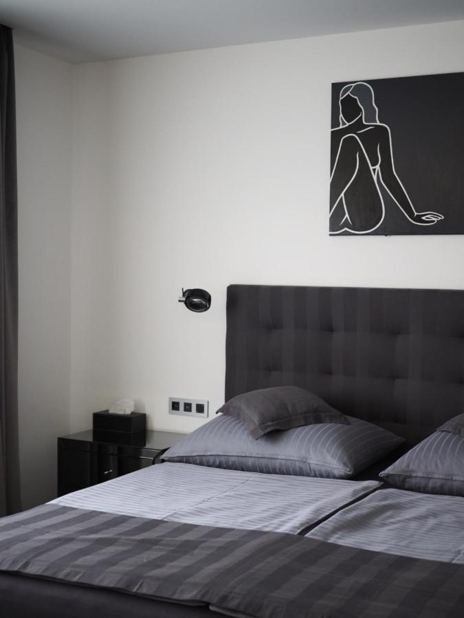 Apartman Grey Прага Екстериор снимка
